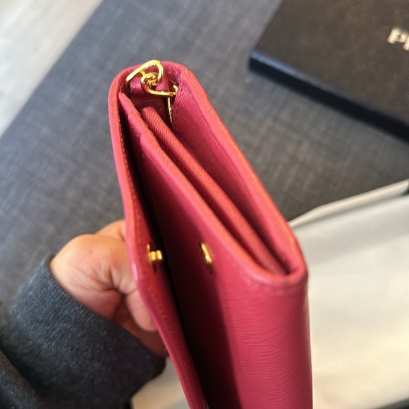 Pink Prada WOC - Picture 4 of 9